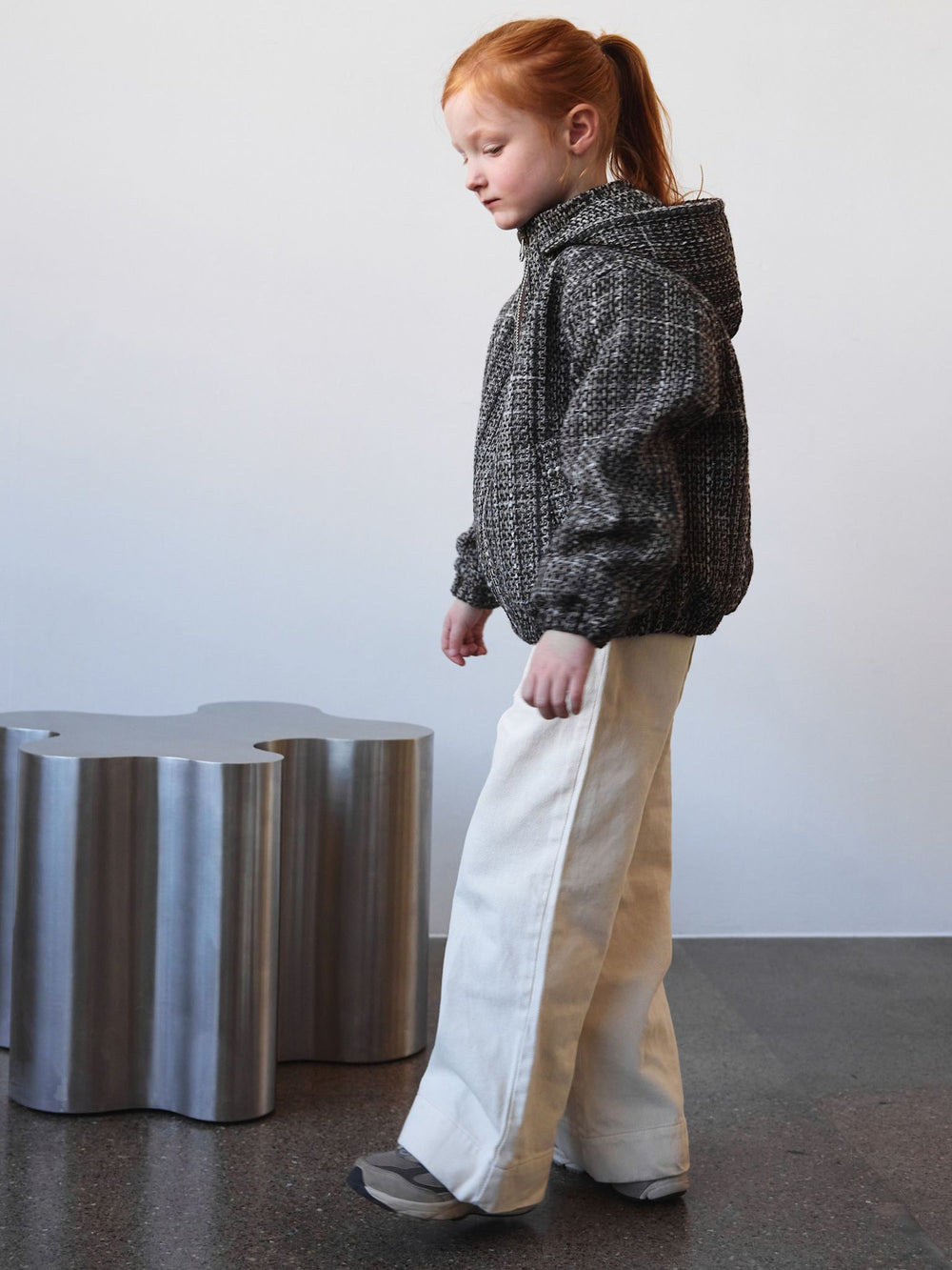 MEOTINE jakke i strikket design, perfekt til en stilfuld og komfortabel hverdagslook.