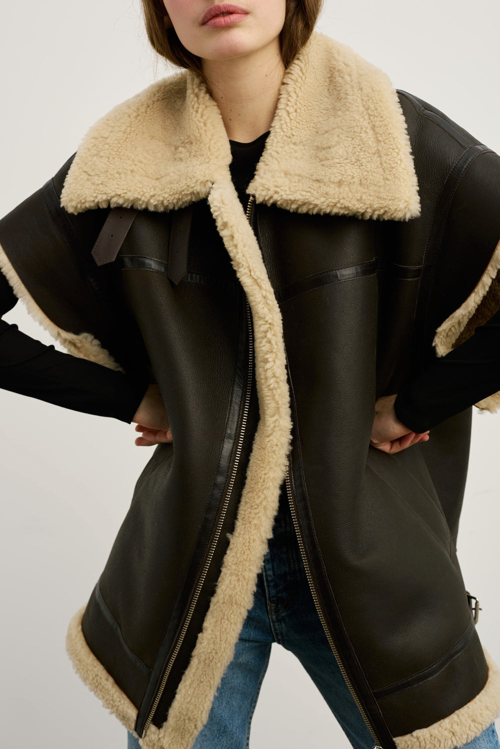 HAILEY SHEARLING VEST- DARK BROWN