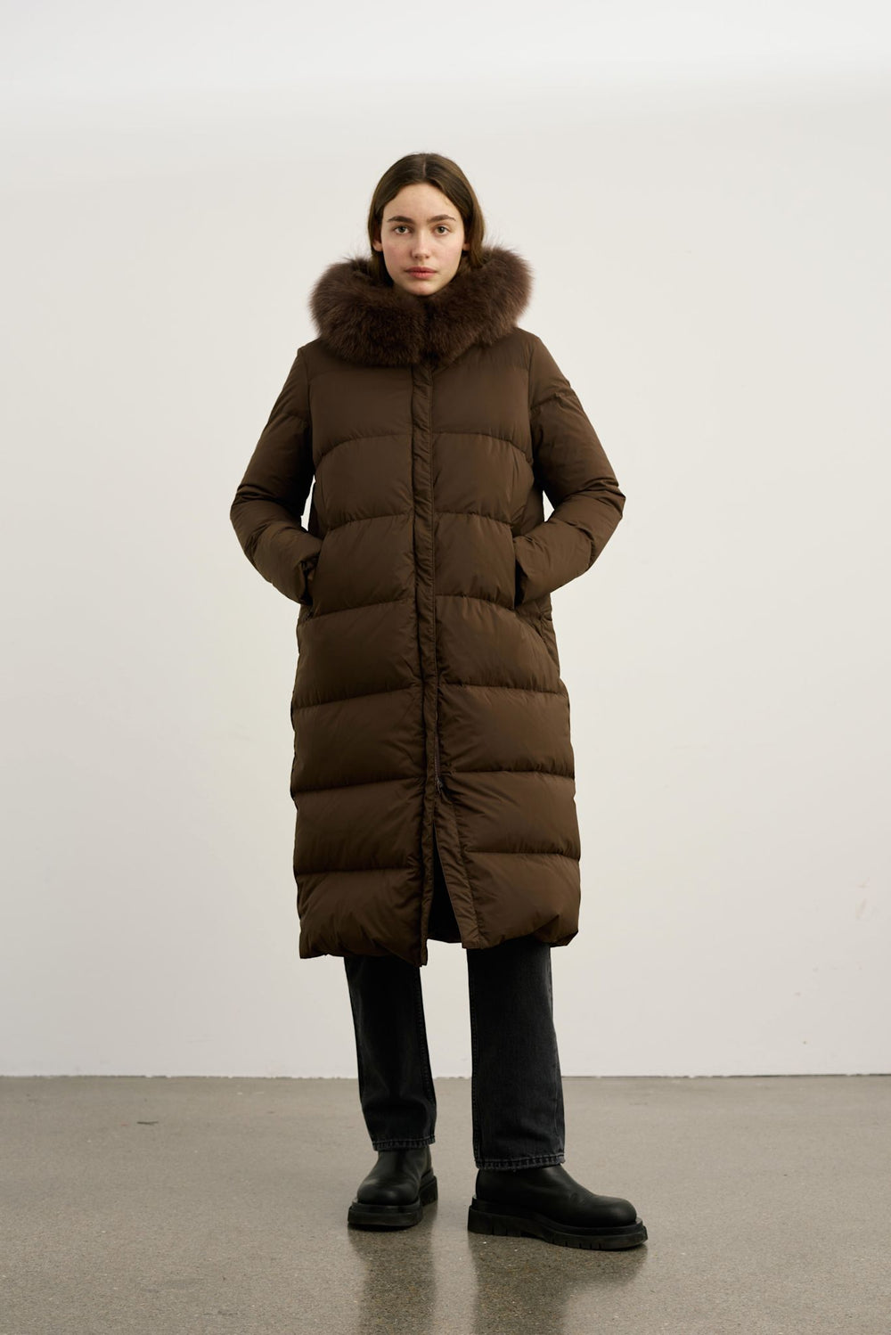 ALVA DOWN COAT - DARK BROWN