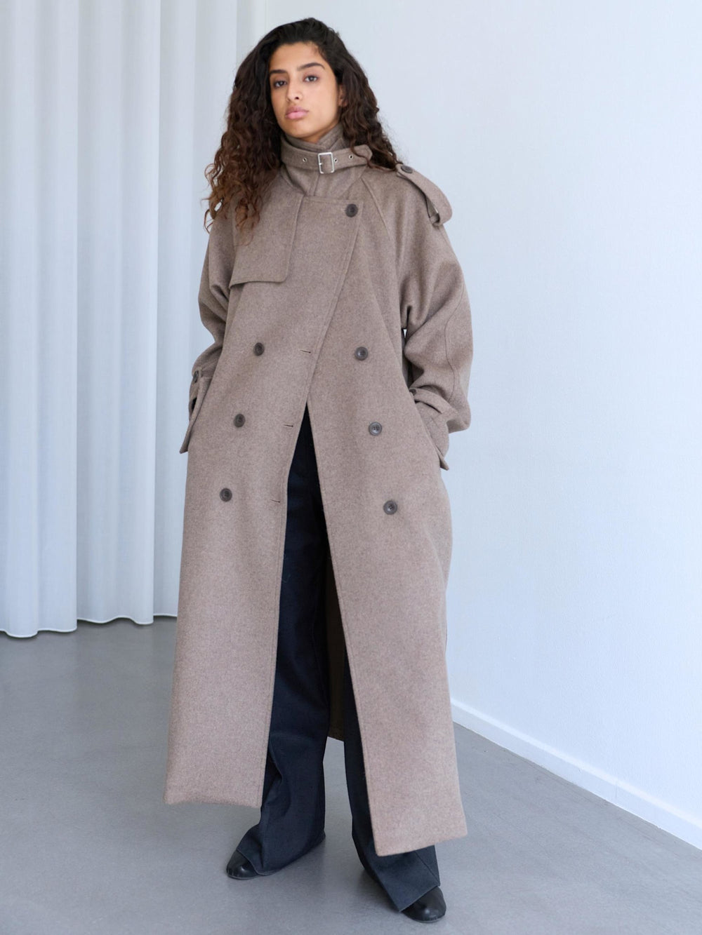 HEATHER WOOL COAT - DARK BEIGE