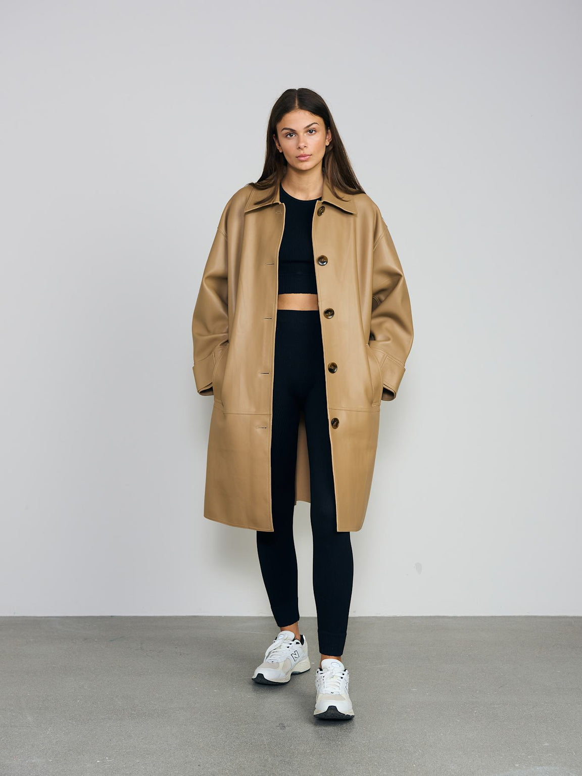 ALEX - LEATHER COAT - BEIGE