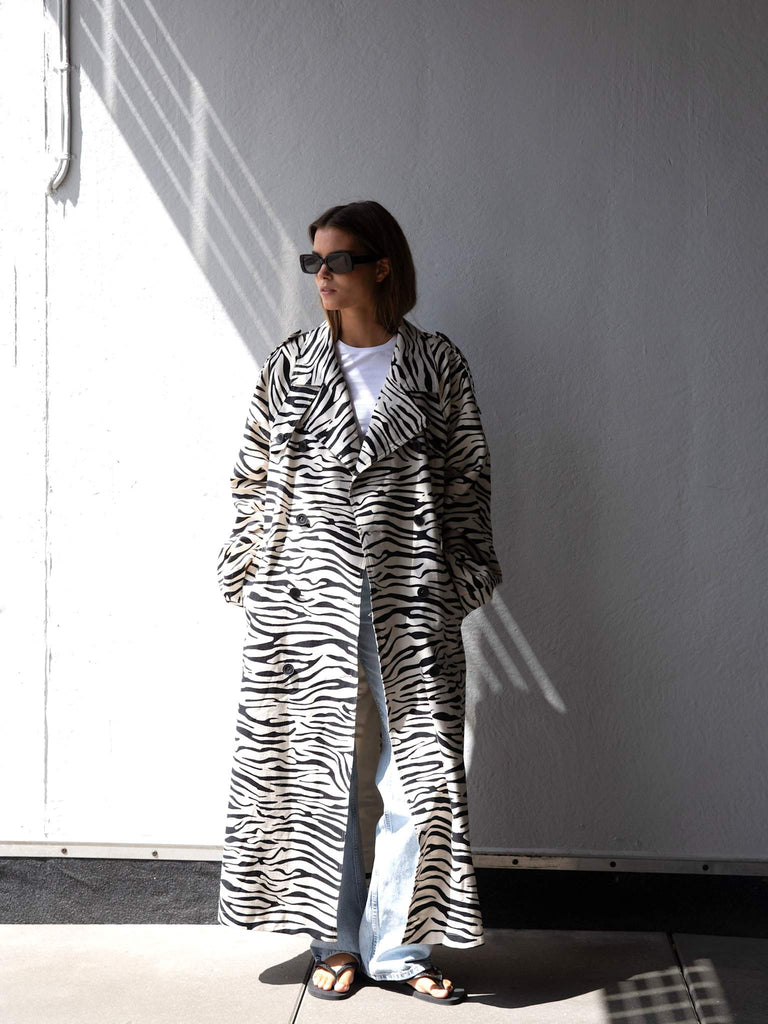 KIRA LINEN COAT -  ZEBRA