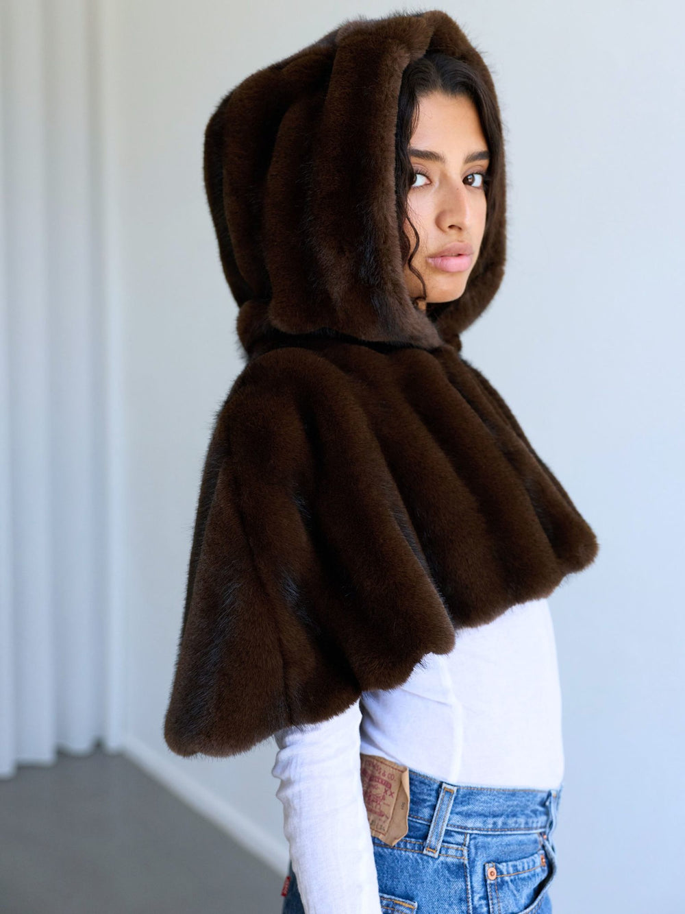 ARIA CAPE - BROWN STRIPED