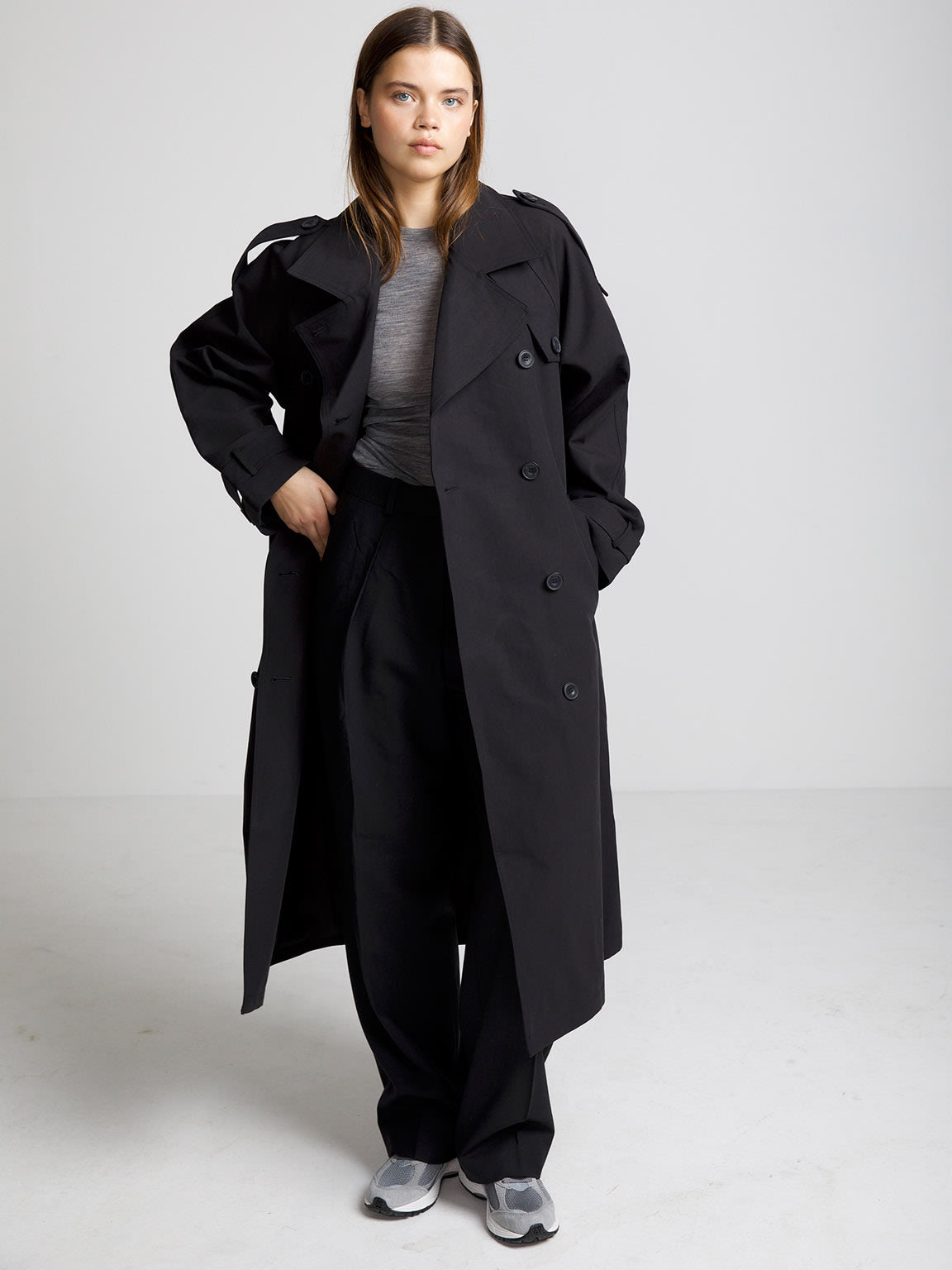 BOBBY CANVAS TRENCHCOAT - BLACK