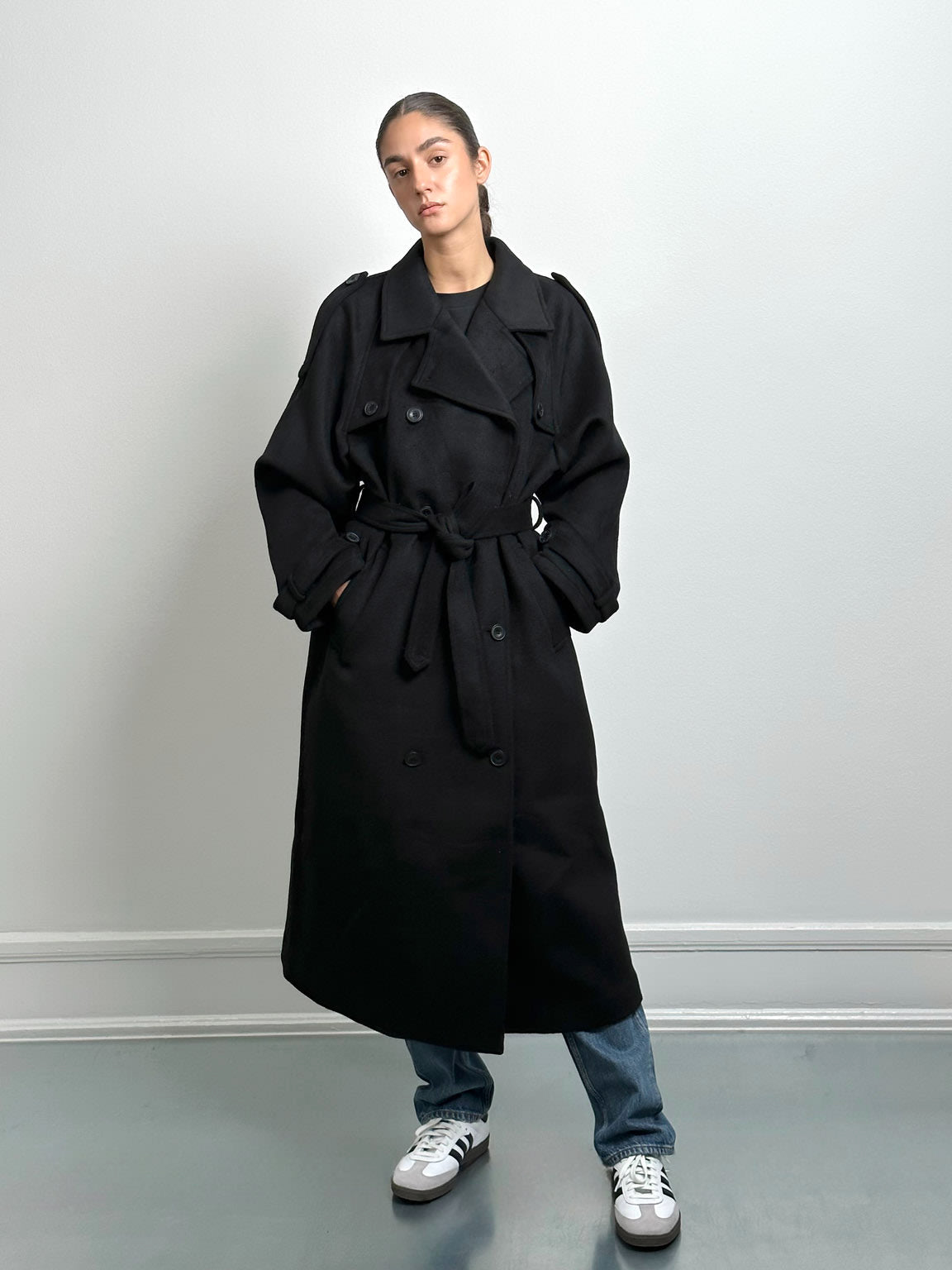 BEA WOOL COAT - BLACK