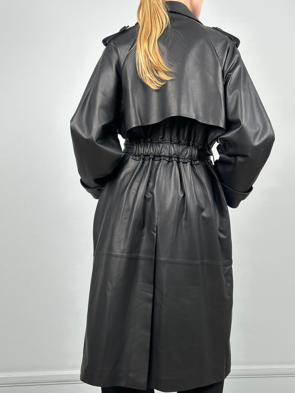 CASSANDRA TRENCHCOAT - BLACK