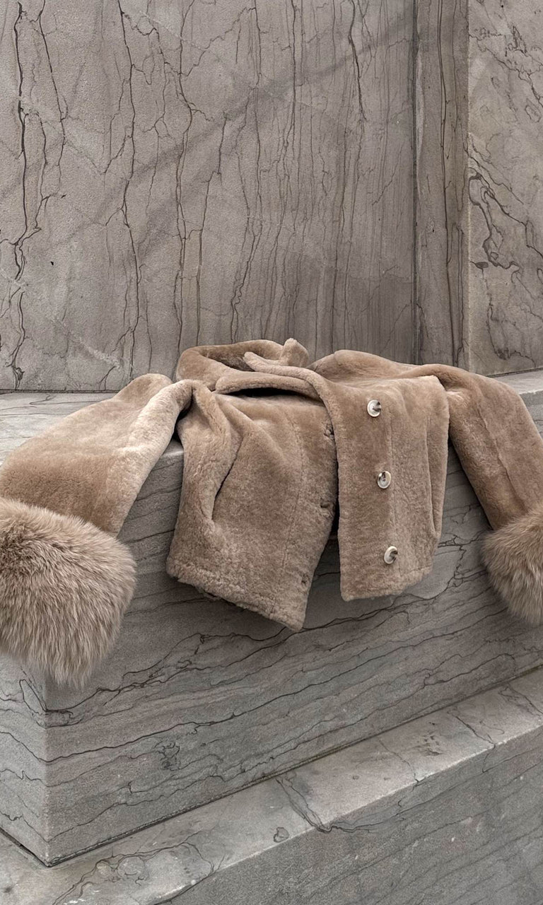 DAGMAR LAMB JACKET - BEIGE