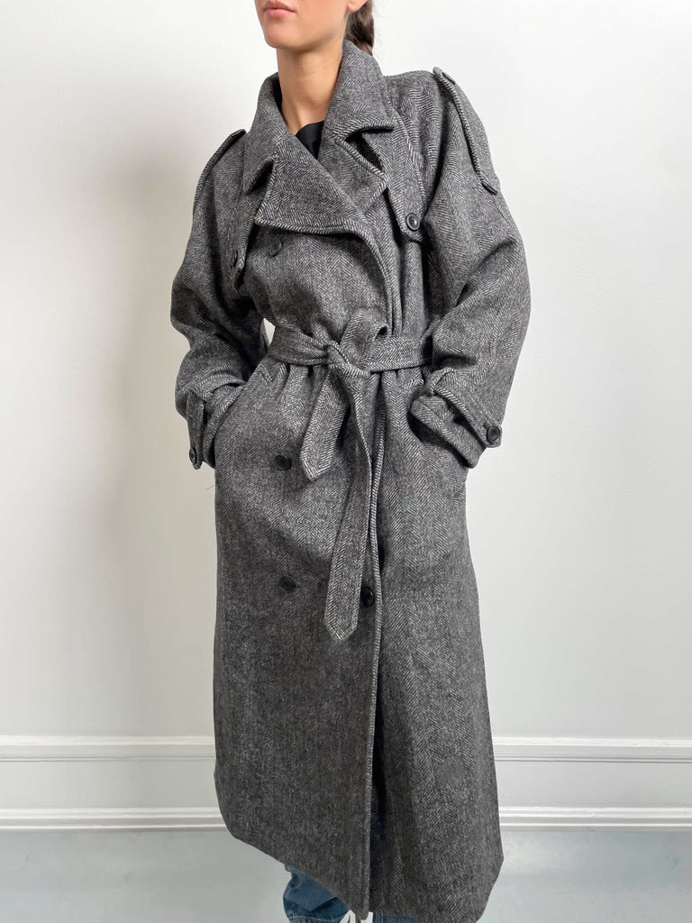 MEOTINE. Frakker: Skandinavisk minimalistiske frakker kvinder